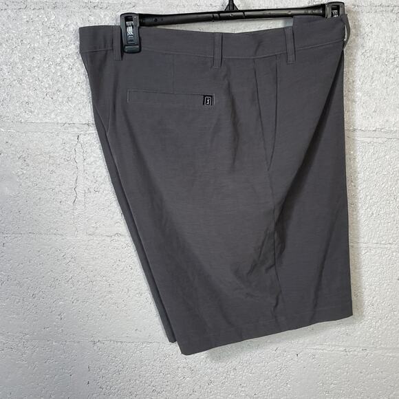 PGA Tour Men's Flat-Front 4-Way Stretch 9" Shorts DK grey Heather, 42 - Picture 4 of 7